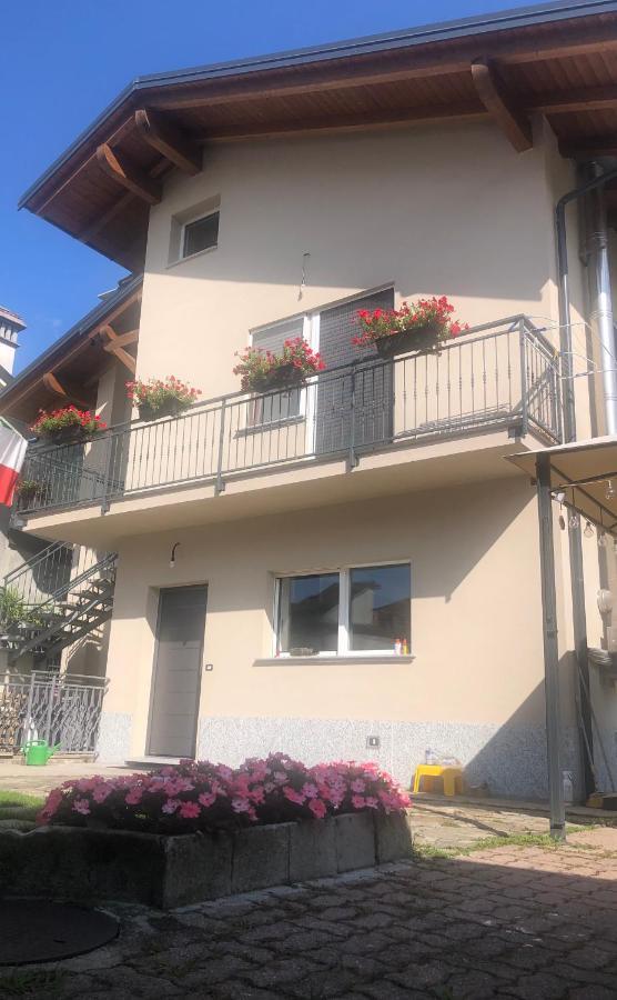 "La Bella Della Cappuccina" Casa Con Parcheggio Interno Gratuito Apartman Domodossola Kültér fotó