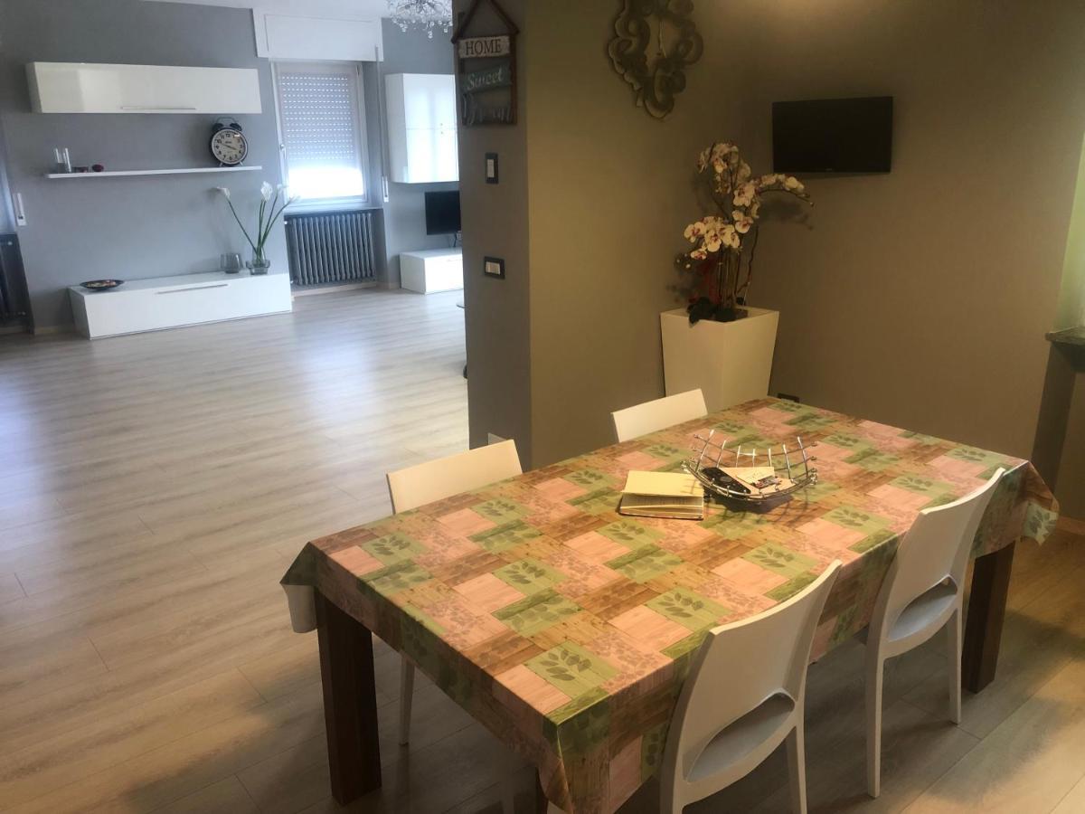 "La Bella Della Cappuccina" Casa Con Parcheggio Interno Gratuito Apartman Domodossola Kültér fotó