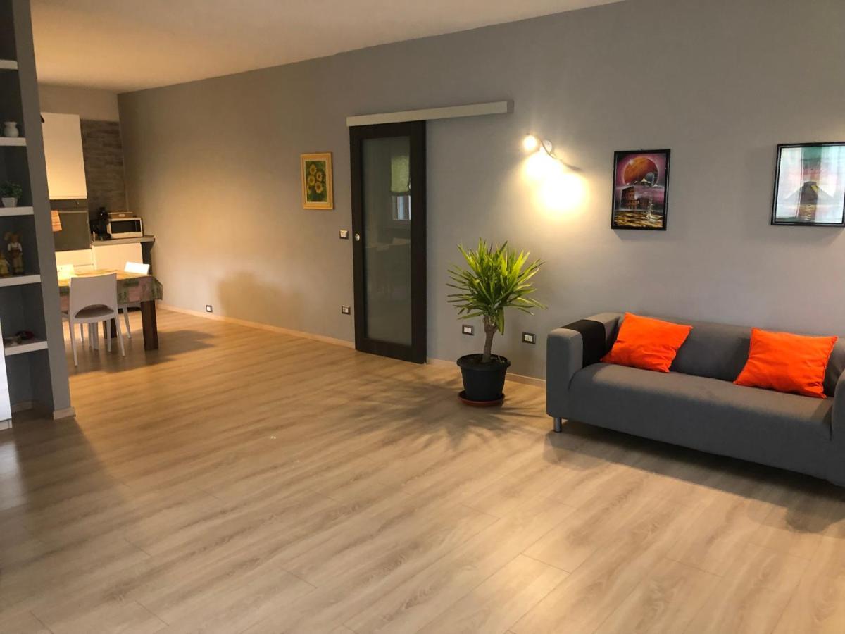 "La Bella Della Cappuccina" Casa Con Parcheggio Interno Gratuito Apartman Domodossola Kültér fotó